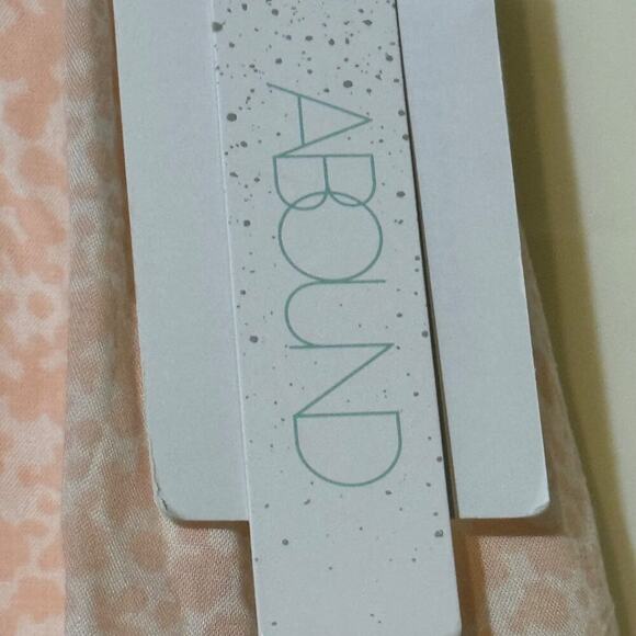 Abound Mini Printed Skirt In White Blush Pink Elastic Waist  NWT XS - Picture 3 of 8